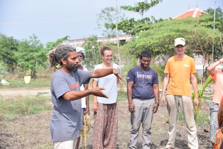 thumbnail of volunteers